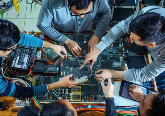 Engineers providing local technical expertise with rapid response and 24/7 support.